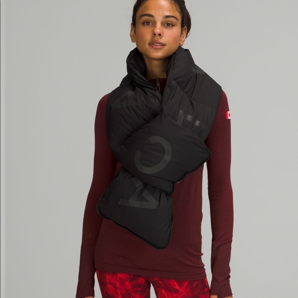 Lululemon x Team Canada Down Filled Insulated Quilted Scarf * Black - Picture 2 of 8